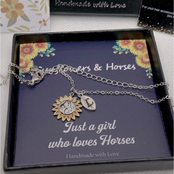 Memorjew Sunflower Horse Necklace for Girls, Dainty Silver Initial Necklace - Picture 3 of 4